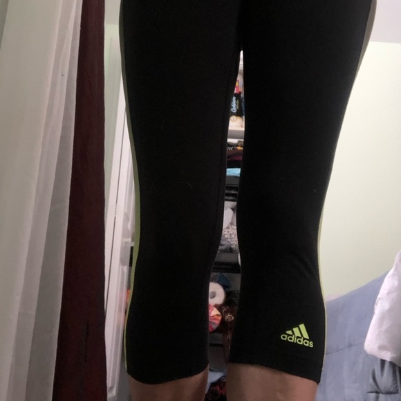 Adidas Climalite Capris  Leggings Work Out Pants - Picture 3 of 7